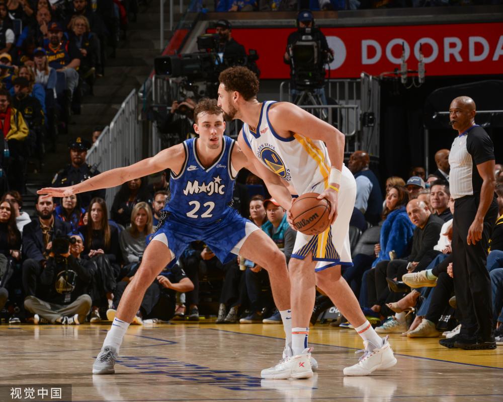 庆祝时表演 庆祝时表演