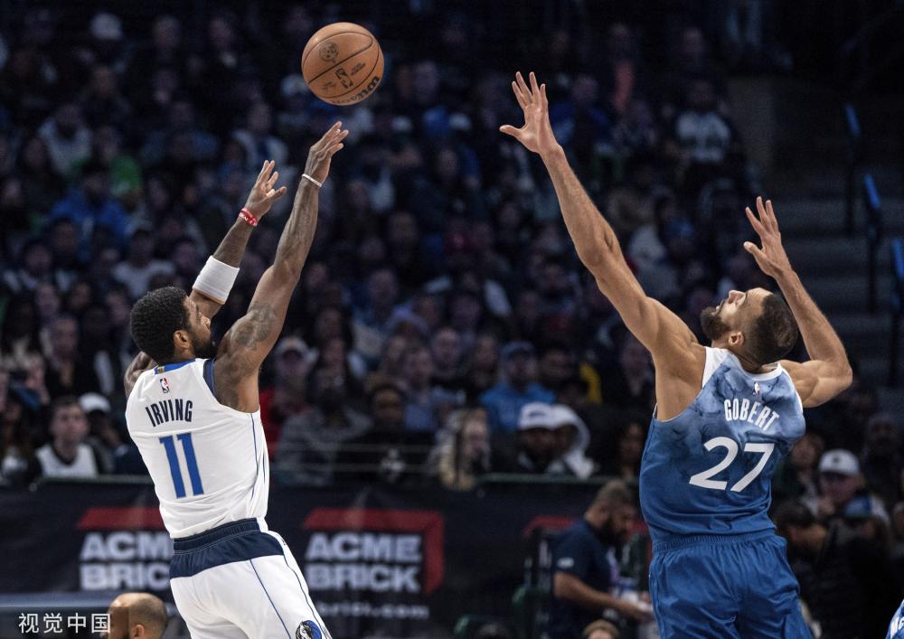 随着他与队 随着他与队