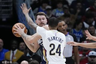 的红牌却成 的红牌却成